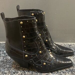 Vince Camuto Black Ankle Boots with Pointed Toe and Gold Studs